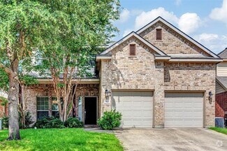 Building Photo - 2912 Golfview Dr