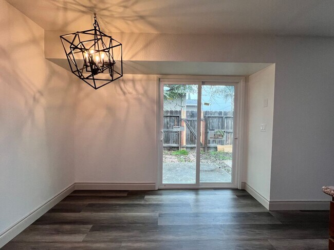 Foto del edificio - Riverside