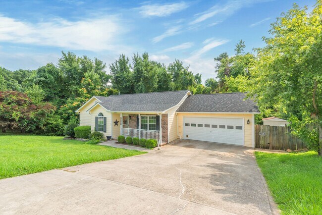 Foto del edificio - 5957 Warrenpark Ln