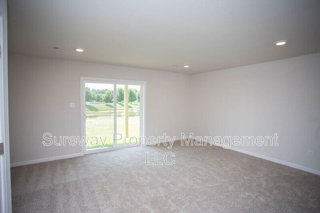 Photo - 234 Macoun Way Townhome