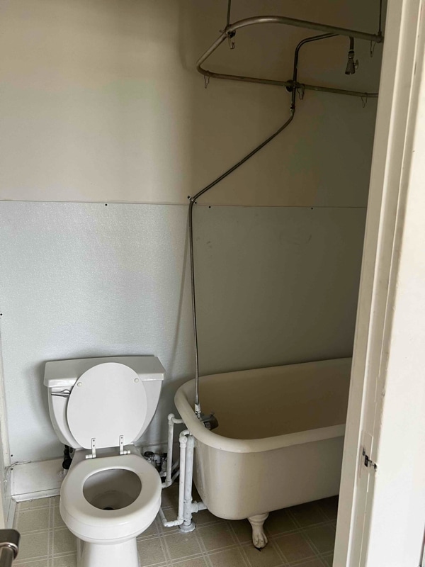 Building Photo - 11 Conway St