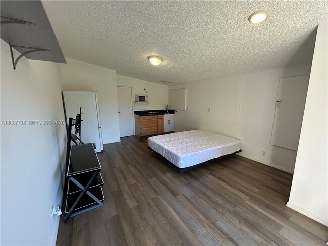 Foto del edificio - 10467 S 228th Ln