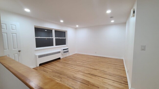 Foto del edificio - 1120 50th St