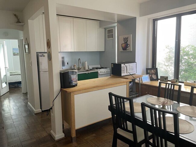 Cocina - 1 Scott Circle Northwest