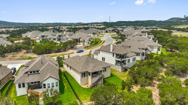 Foto del edificio - 19500 Serenity Ln