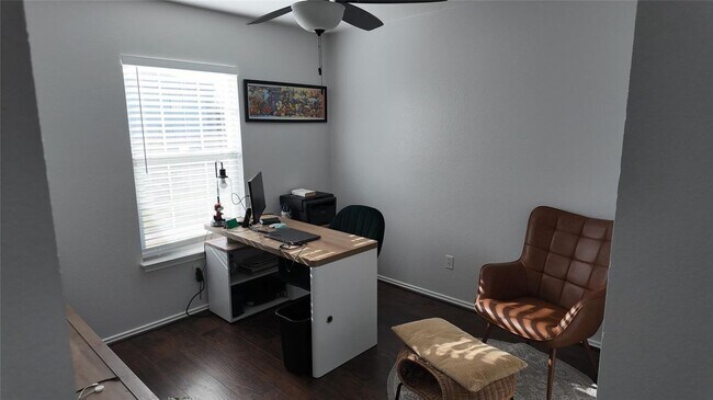 Foto del edificio - 102 Kendall Cove