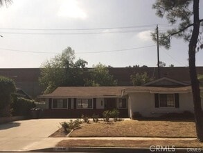 Building Photo - 20846 Moonlake St