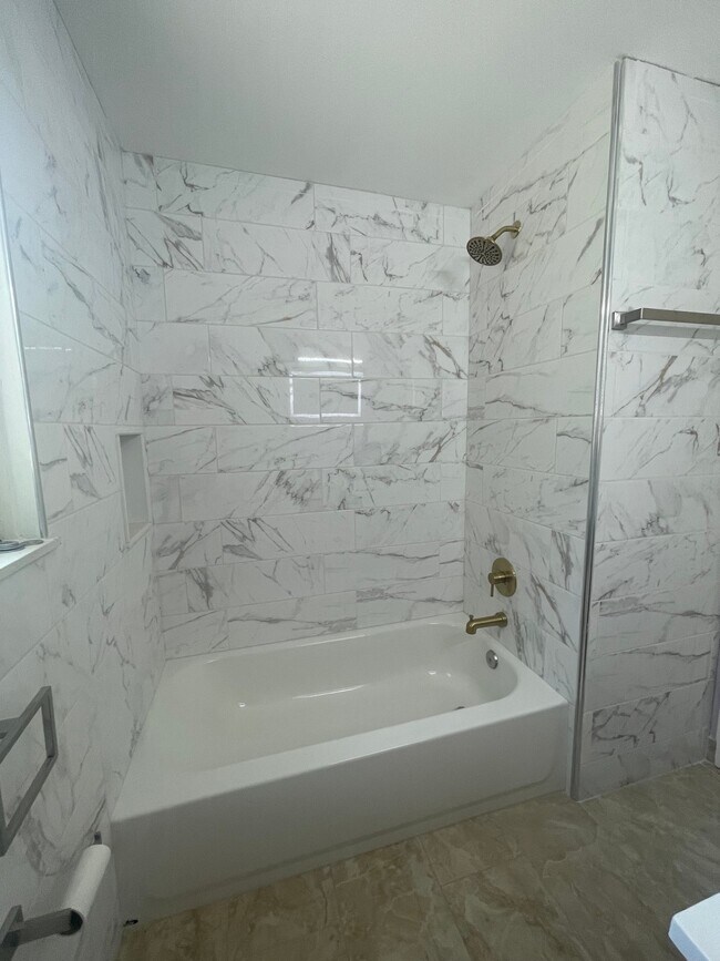 Foto del edificio - 7029 Brandywine Rd