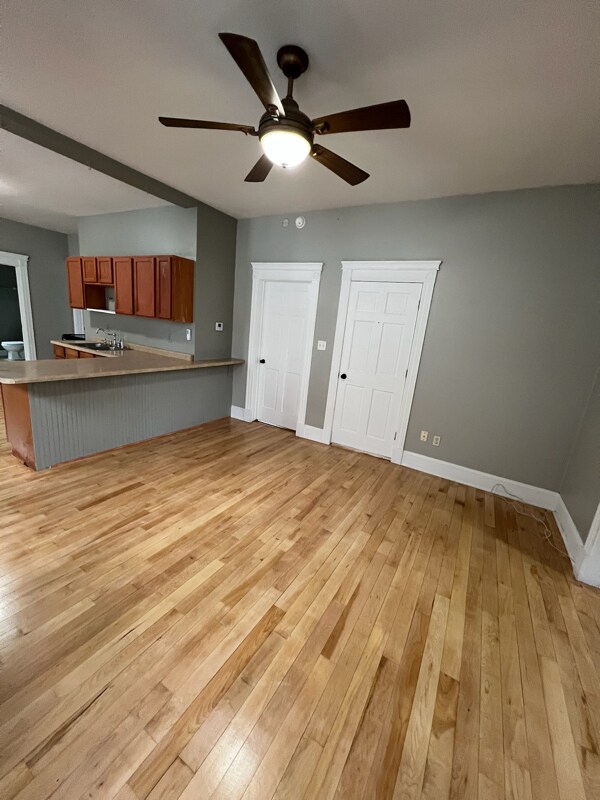 Foto del edificio - 317-319-319 E Garfield Ave