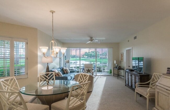 Building Photo - Summer 2022 Rental Available -- 5/1/22 -- ...
