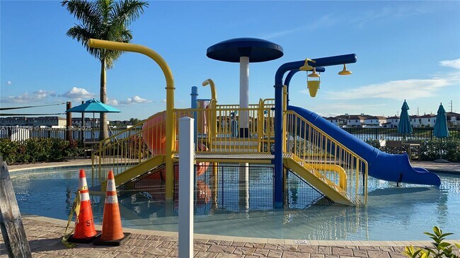Foto del edificio - 11085 W 32nd Ln