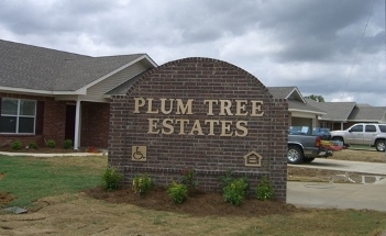 Foto del edificio - Plum Tree Estates