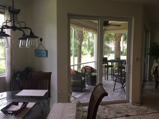 Foto del edificio - 10760 Palazzo Wy