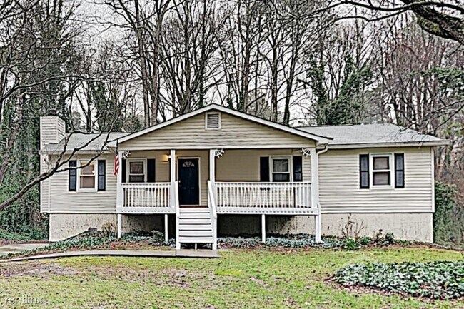 Building Photo - 227 Fay Dr