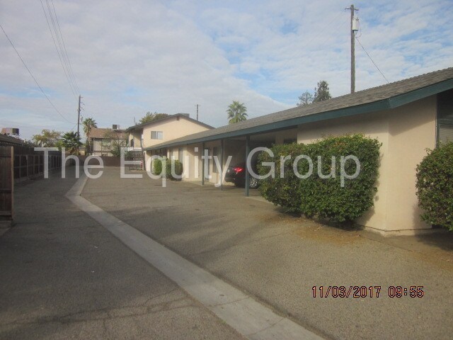 Primary Photo - 849 S Demaree St