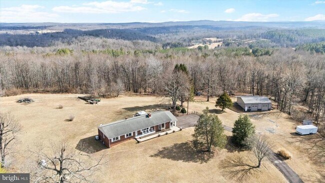 Building Photo - 436 Castleton Meadows Ln