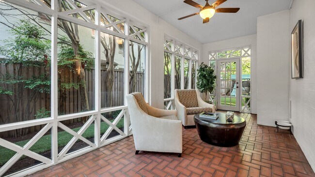 Foto del edificio - 4527 Westway Ave