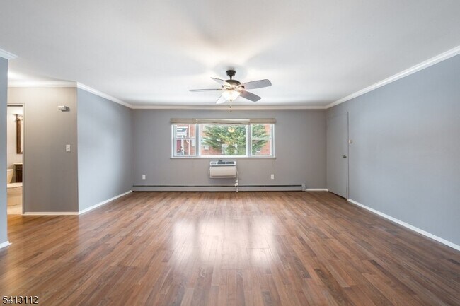 Foto del edificio - 2467 NJ-10