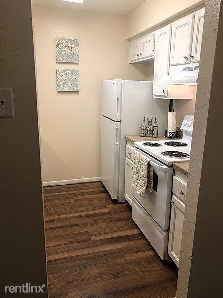 Building Photo - 1 br, 1 bath Apartment - 10100 Kempwood Drive