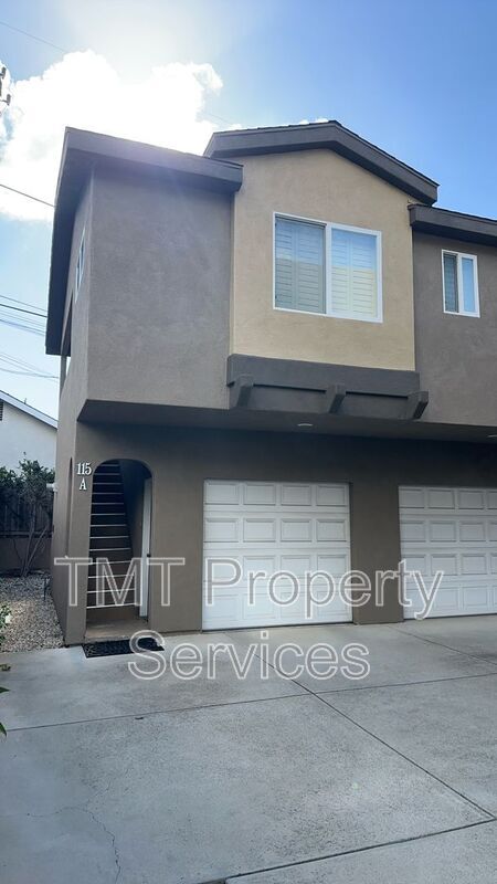 Foto del edificio - 115 Palomar Ave