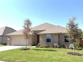 Building Photo - 302 Lelo Ln