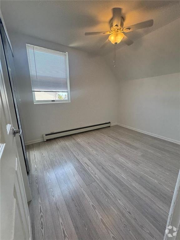Building Photo - 93 Aster Ct
