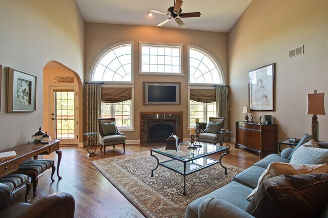 Building Photo - 8 Margot Ln, Palos Heights