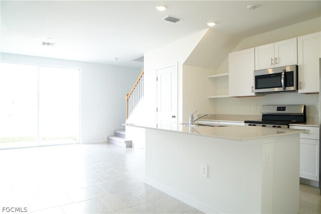 Building Photo - 4203 Caterina Ct