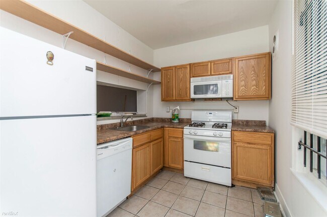 Foto del edificio - 3 br, 1 bath Triplex - 1603 W OXFORD ST Un...
