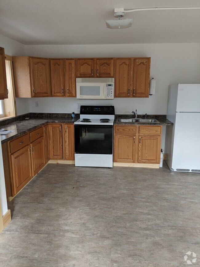 Building Photo - S308 Sabin Ave