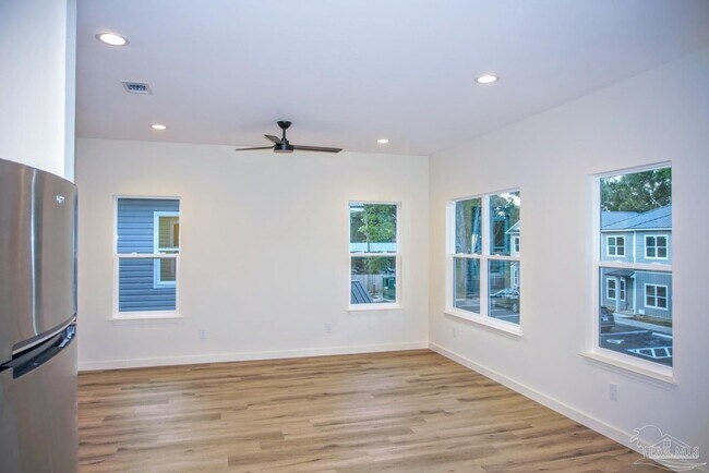 Building Photo - 8431 Caminitti Ln