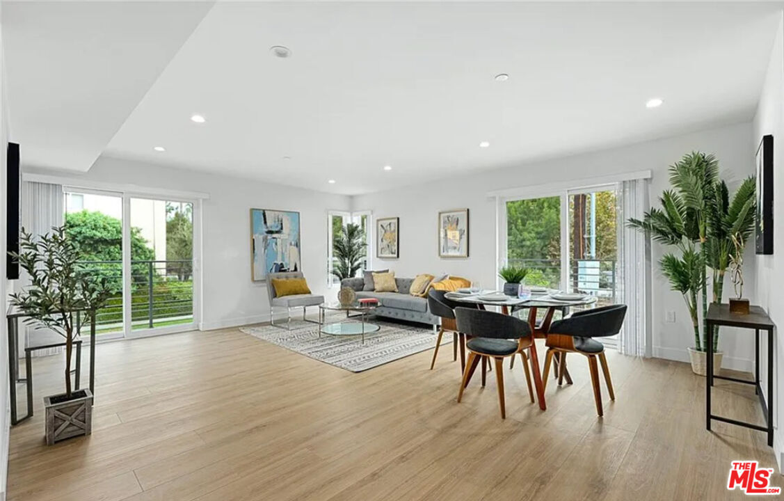 Foto principal - 5405 Hermitage Ave