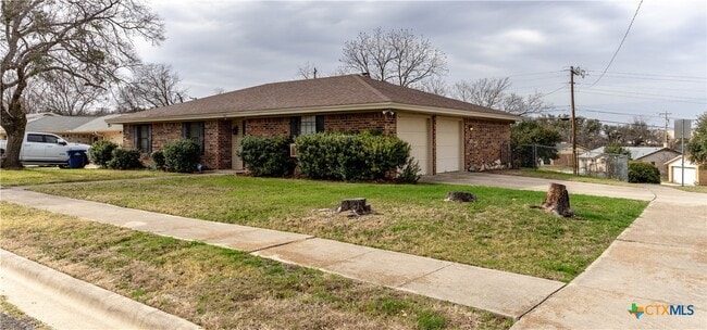 Building Photo - 817 N 23rd St