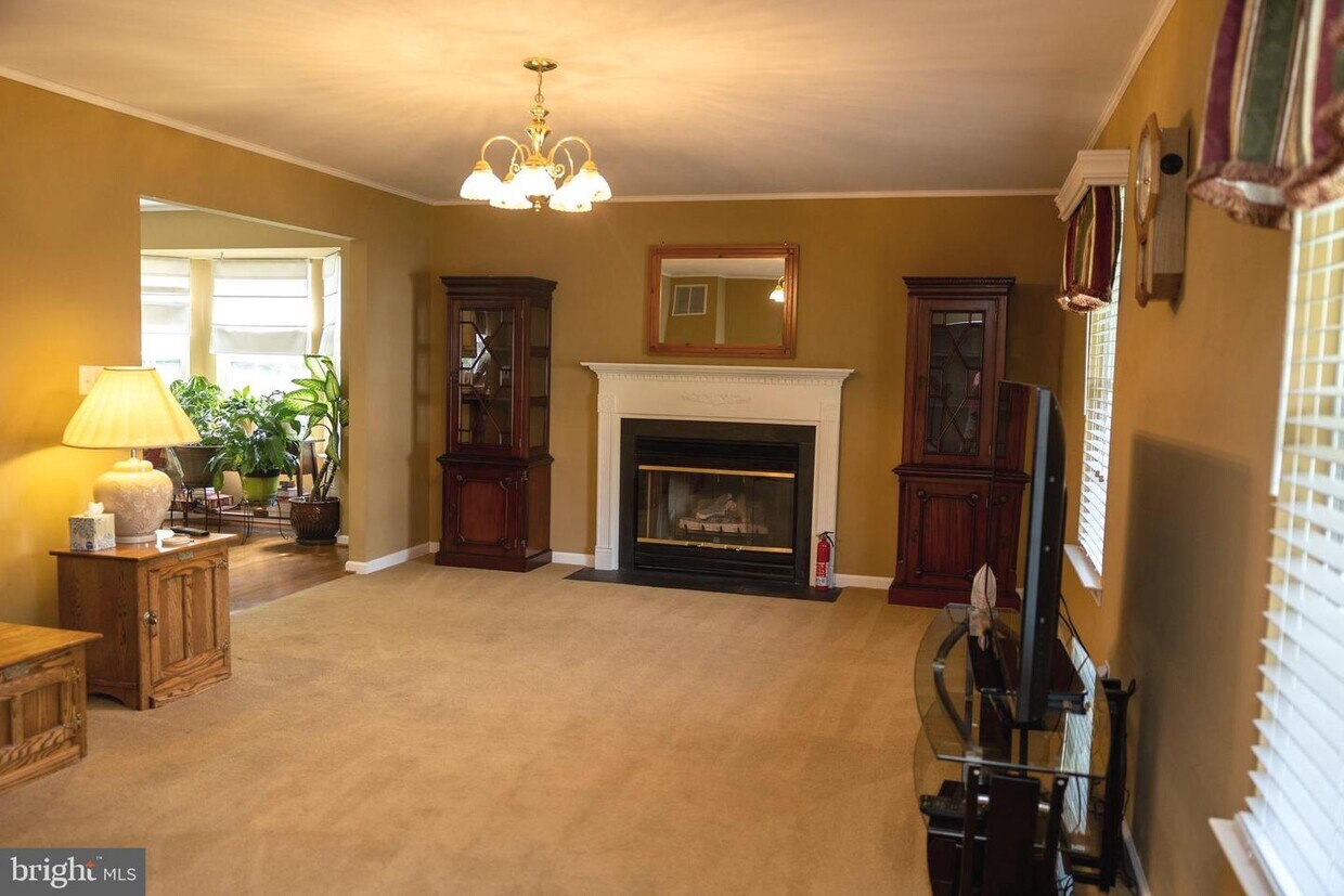 1456 Canterbury Rd, Front Royal, VA 22630 House for Rent in Front