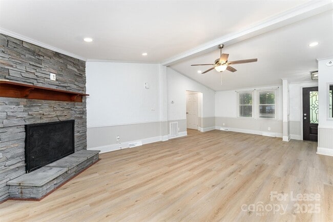 Building Photo - 4301 Eagle Chase Dr