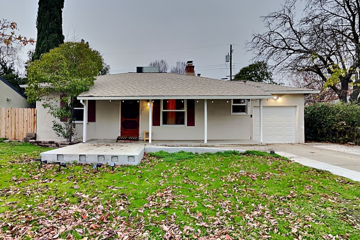 Primary Photo - Single-family home in Tahoe Park