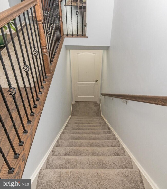 Foto del edificio - 4802 Hicks Dr