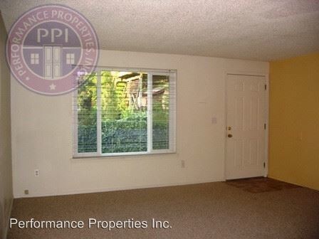 Building Photo - 5263-5265-5265 NE 24th Ave