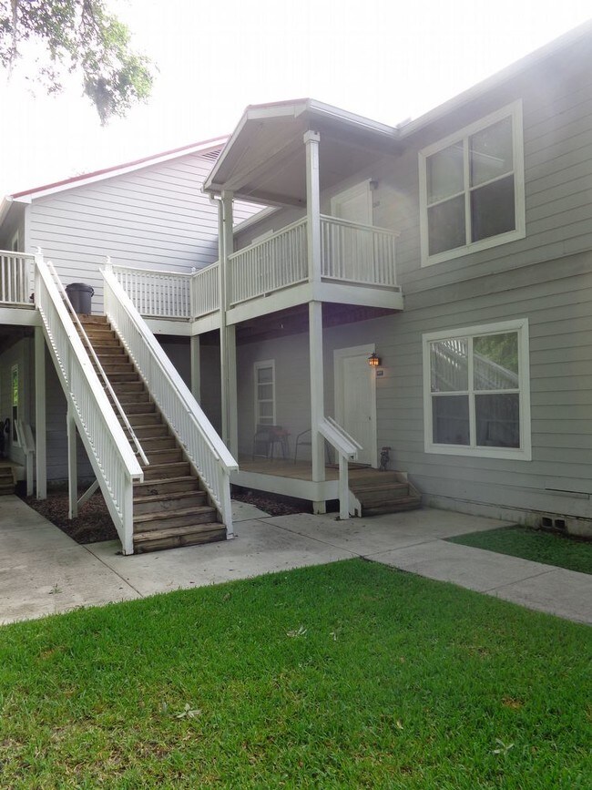 Foto del edificio - 2905 SW Archer Rd