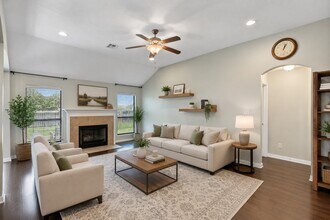 Building Photo - 2071 Mountain Wind Loop