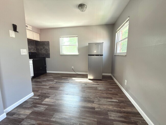 Foto del edificio - 3646 Northdale Pl