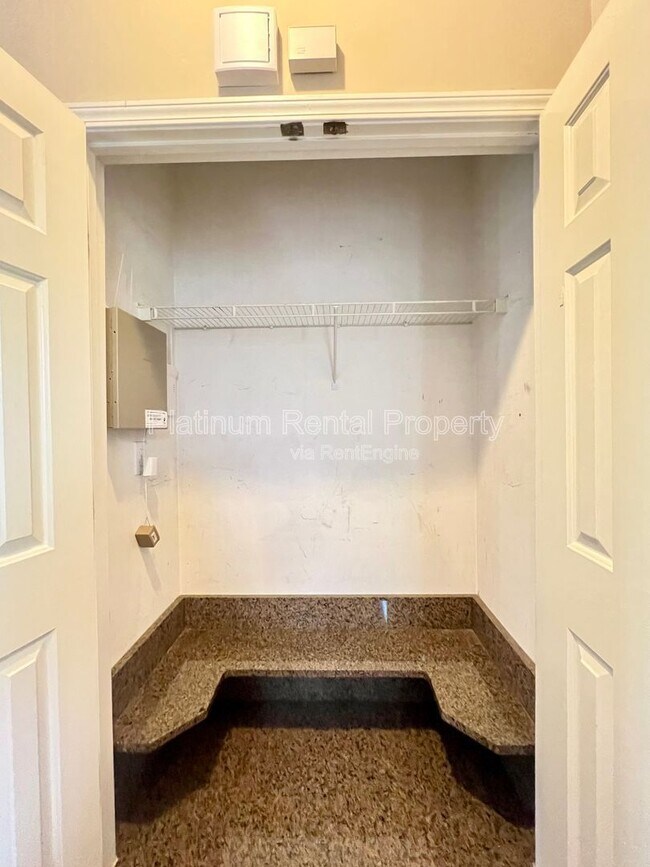 Foto del edificio - 5544 Reps Trce