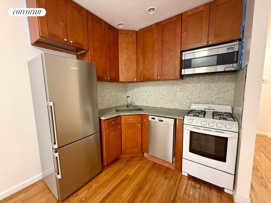 Foto del edificio - 420 E 73rd St