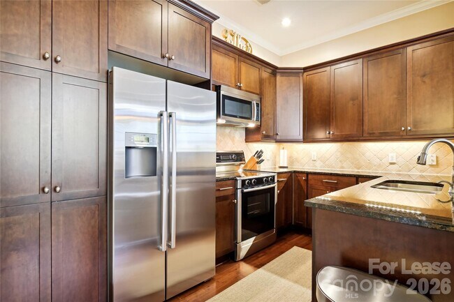 Foto del edificio - 5425 Closeburn Rd