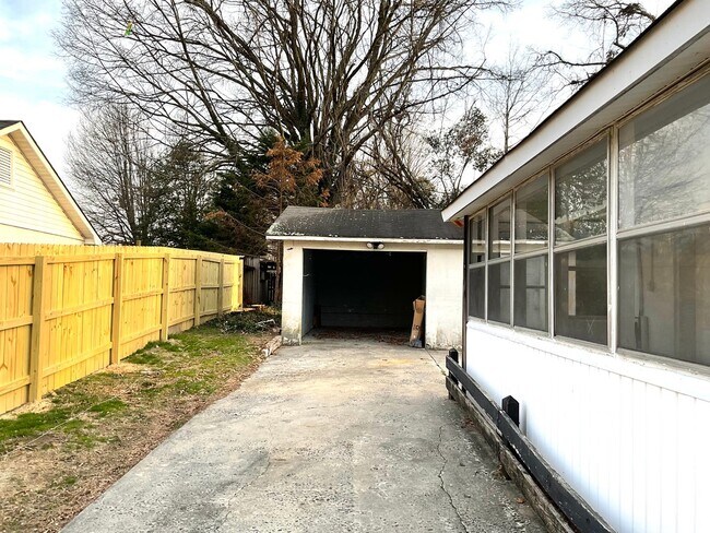 Building Photo - Home at 110 Sussex Street, Cherryville NC ...