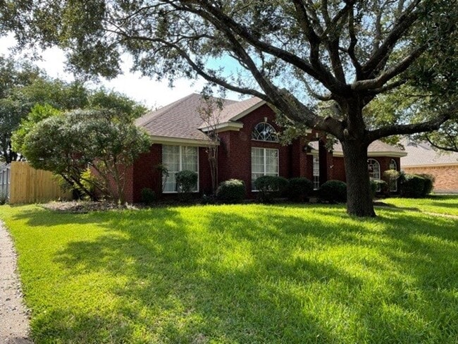 Foto del edificio - Available Now! No Pets! Beautiful 4 bed/2....