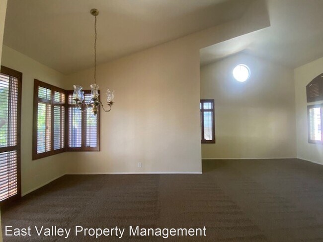 Building Photo - 4 br, 3 bath House - 10169 Caribou Circle