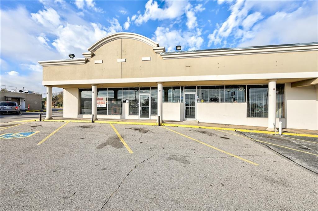 6715 N May Ave, Oklahoma City, OK 73116 House Rental in Oklahoma City