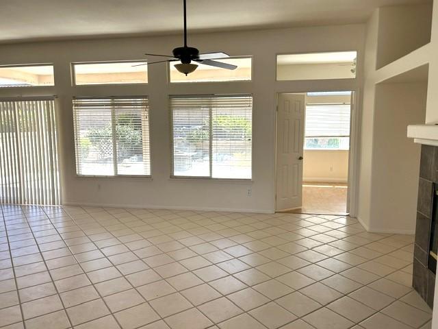 Foto del edificio - 1776 Cashew Tree St