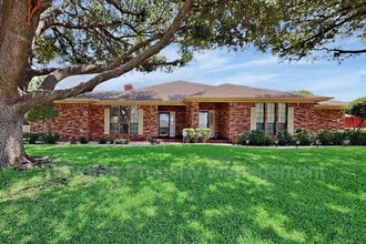Building Photo - 5407 Ledgestone Dr